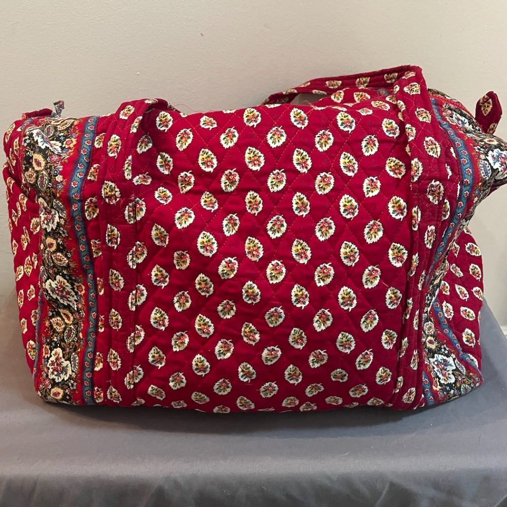Vera Bradley Duffel Bag - Some Wear